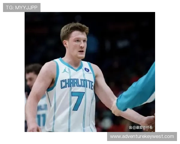 克尼佩尔三场比赛连续得分20成为本届新秀中的首位表现稳定的球员 克尼佩尔三场比赛连续得分20成为本届新秀中的首位表现稳定的球员