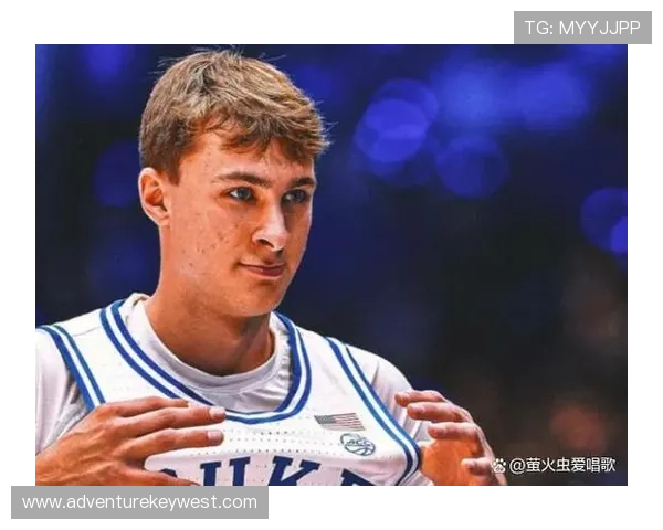 弗拉格称赞莱昂纳德为攻防一体的顶尖球员一直是我努力追求的目标